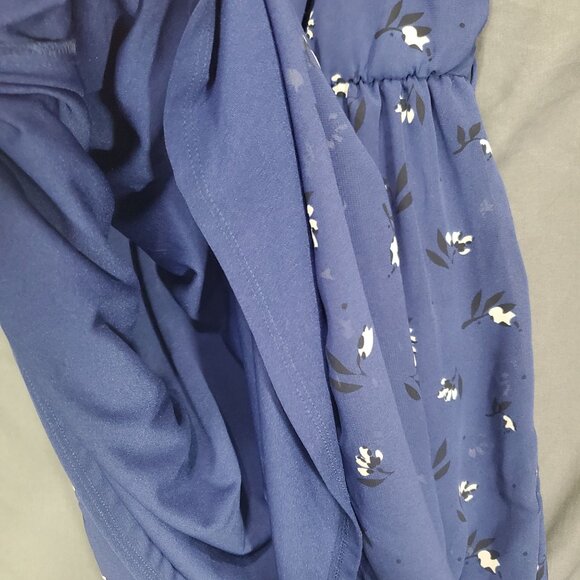 FOREVER 21 Womens Dress SZ Large Flutter Sleeve Sheath Floral Navy Elastic Waist - Picture 7 of 9